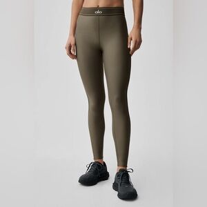 ALO Yoga Airlift High-Waist Suit Up Legging Olive Tree M NWT